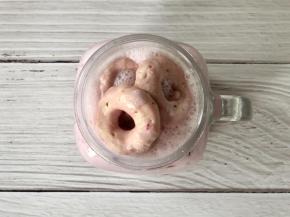 放上藜麦圈，或者别的谷物圈、坚果类亦可。