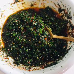 搅拌均匀即可食用，拌米饭，拌面条，夹馒头都特别好吃！