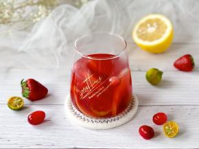 花香馥郁、清新怡人的蔓越莓茉莉花果茶就做好啦！