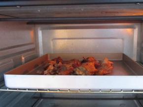 8.烤箱220度预热后放入烤箱，烤15分钟