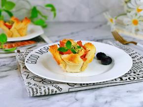 五色俱全的点心。