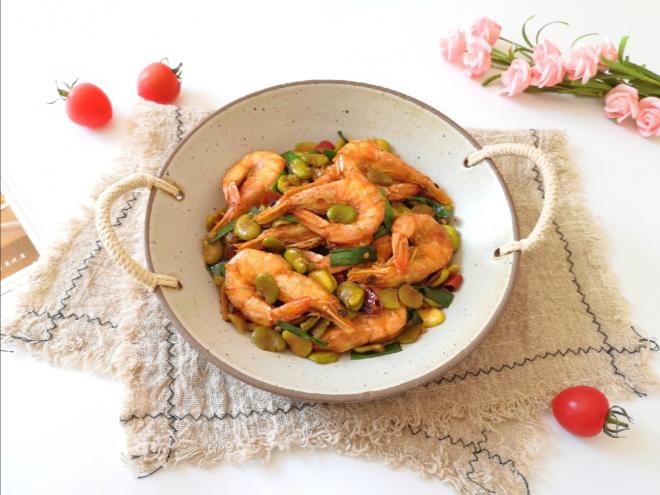油焖蚕豆虾