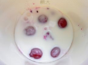 加入原味酸奶。