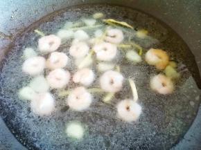 加一碗水煮开，