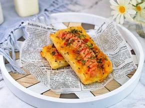 我挤的番茄酱，我家宝贝喜欢。