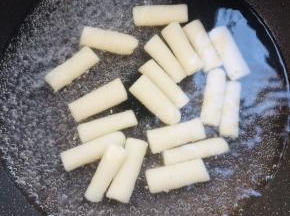 水开放入年糕煮熟！