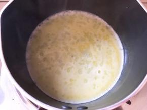 小火加热至沸腾关火