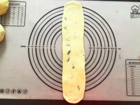 再次擀成牛舌状