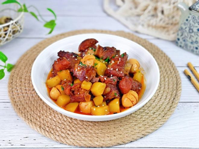 红烧排骨炖土豆