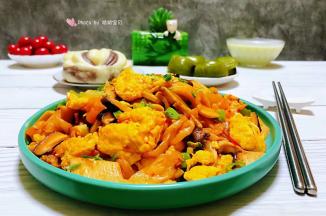 丰盛营养的早餐会给家人带来一天的好心情噢