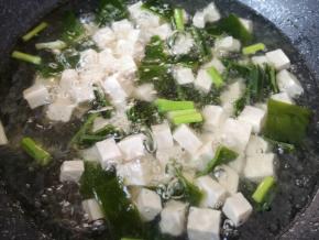 再次烧开，转中小火煮15分钟。