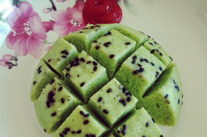 芝麻黄瓜鸡蛋饼