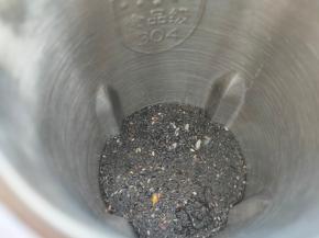 再注入230克纯净水，不要超过最大水位线哟。