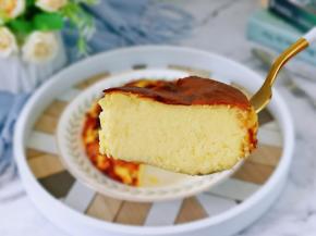 入口即化，冰激凌的口感，好吃极了。