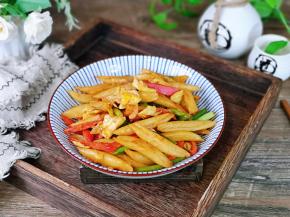 盛出装盘，即可食用。