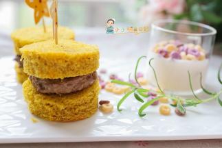 也可以牛肉饼里加一些洋葱末做出来口感也非常赞