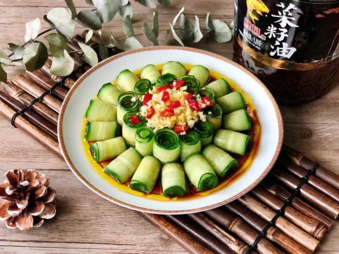 夏季C位凉菜，飘香爽脆的响油黄瓜