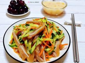 搭配水果甜品一起吃棒极了