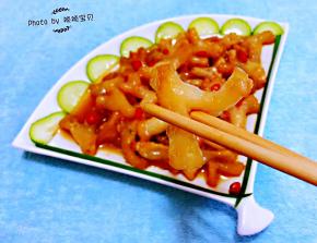 蹄筋入口嫩滑还特别劲道