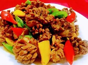 鸡胗切成菊花形状真是超级漂亮