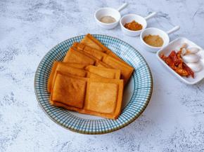 豆干可以挑选这种薄的，容易入味！