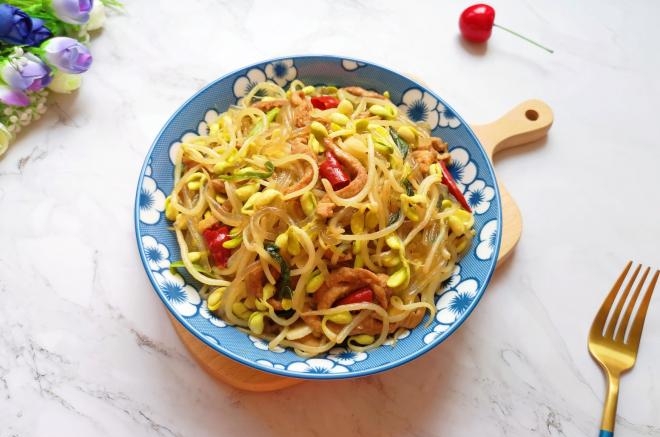 豆芽炒粉条