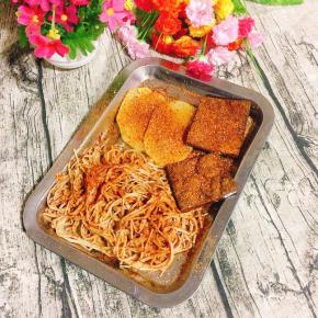 烤好后撒上适量的万能烧烤撒粉即可！