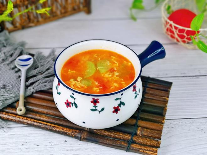 鹅蛋番茄丝瓜蛋汤