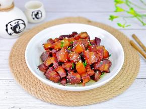 我家宝贝最爱的红烧肉。