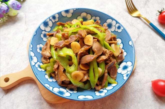 辣炒鸡胗