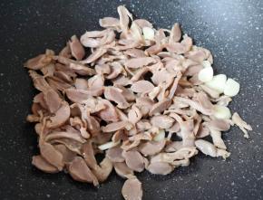 大火翻炒均匀。