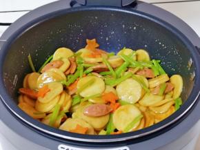 再翻炒2分钟即可出锅。