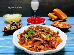 每天换着花样做美食是我最开心的事情噢