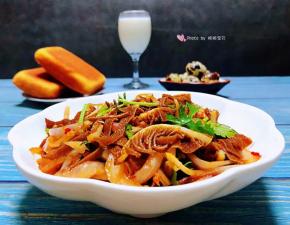 牛百叶营养价值非常丰富经常食用对身体有益