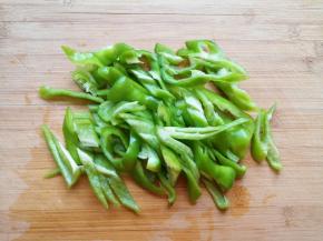 切成粗一点的丝。