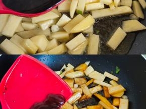 加入生抽、耗油炒制均匀！