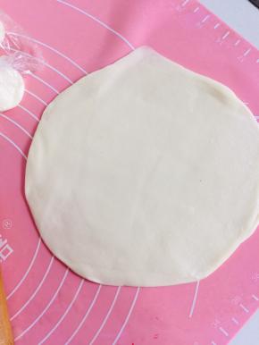 依次把所有的都擀成薄片！