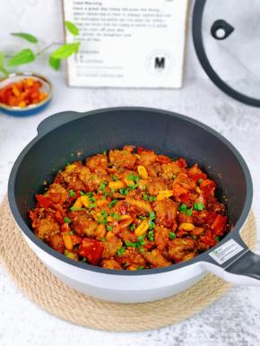 简单快手版辣子鸡丁。