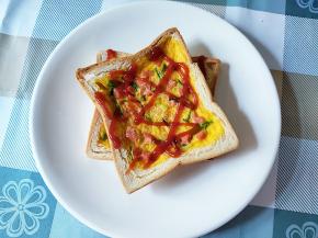 挤一点番茄酱，更有味。