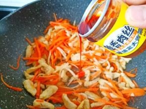 加生抽1勺调味。