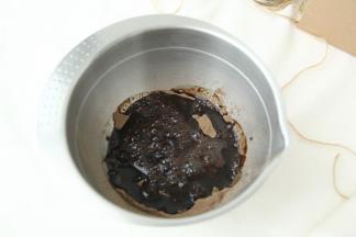 倒入125毫升凉白开。