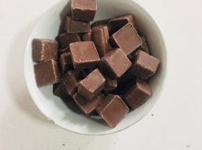 一大碗巧克力！