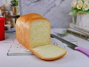 一口气吃了半个。