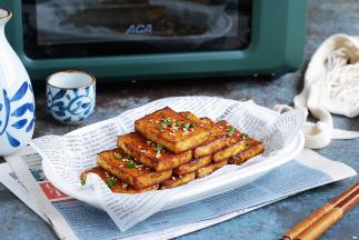 装盘，撒上葱花。