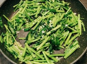 快速翻炒均匀