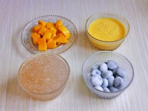 准备工作完成，食材混合在一起就可以啦！