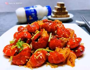 搭配酸奶和甜品一起吃味道棒极了