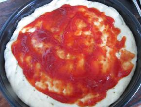 涂抹上一层番茄酱