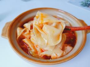 适合夏季吃的红油馄饨，酸辣开胃，清凉爽口，赶快学起来！