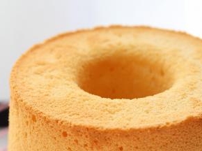 酸奶代糖戚风蛋糕成品图
